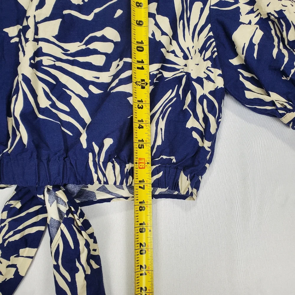Zara Blue & Ivory Printed Cropped V Neck Button Down Knot Shortsleeve Top Size M